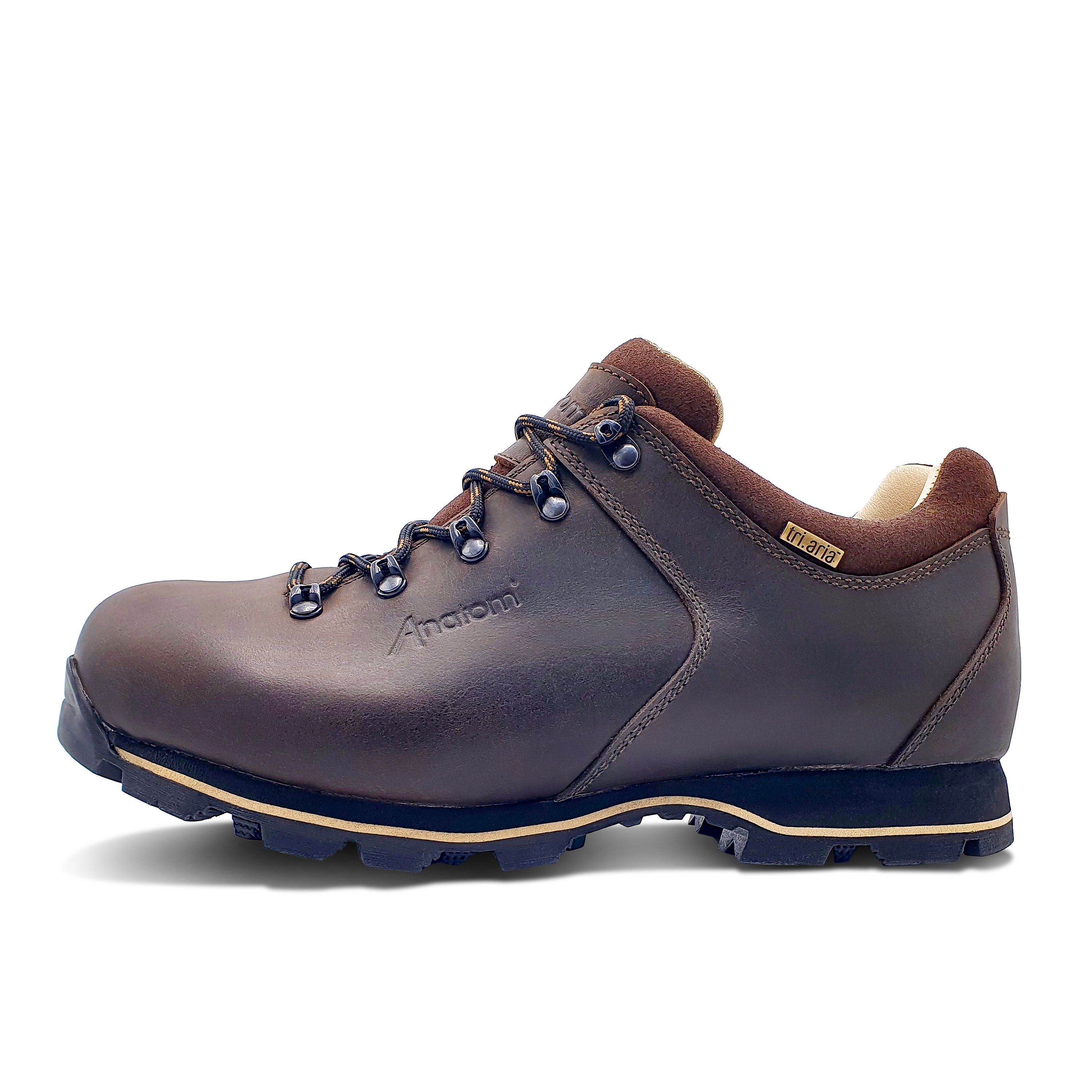 Mens walking shoes hot sale with vibram soles